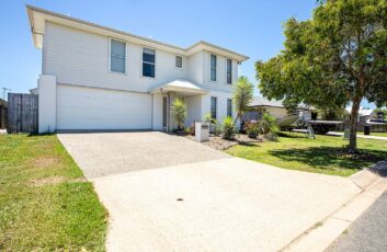 53MAKYBE DIVA DRIVE, OORALEA, Modern Family Home in Prime Ooralea Location, Lifestyle & Convenience